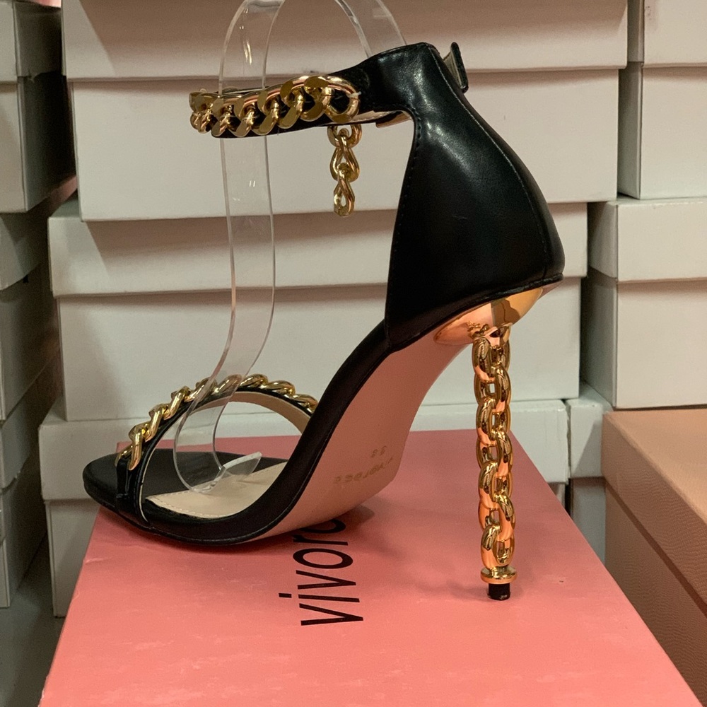 Women’s Ankle Strap Gold Chain Detail High Heel Sandal in Black Faux Leather - Picture 11 of 16